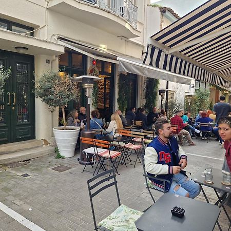 Monastiraki-Psiri, Old Town, 3-Bdr Apt, Sleep 6-10P, Spacious Court Yard Атина Екстериор снимка