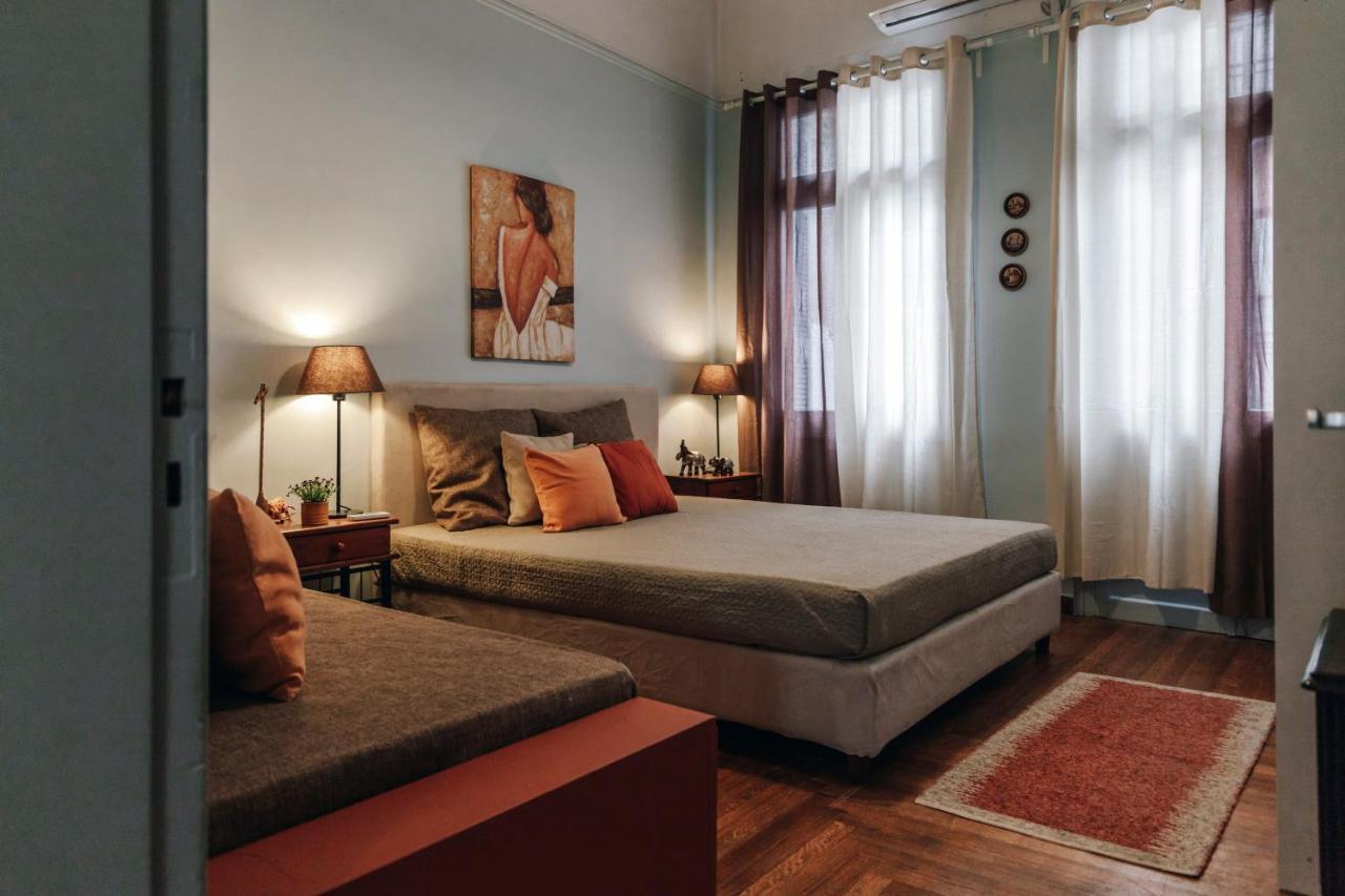 Monastiraki-Psiri, Old Town, 3-Bdr Apt, Sleep 6-10P, Spacious Court Yard Атина Екстериор снимка